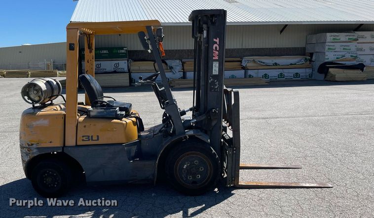 image for item LV9793 TCM FG30N5T forklift