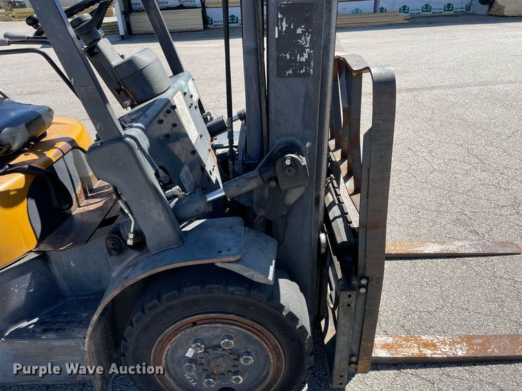 image for item LV9793 TCM FG30N5T forklift