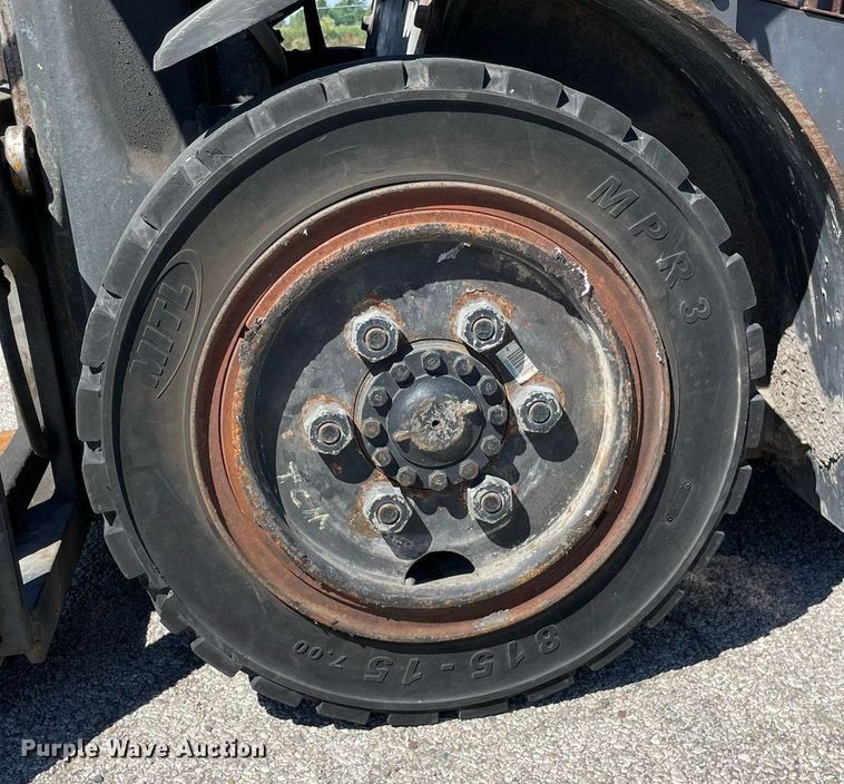 image for item LV9793 TCM FG30N5T forklift