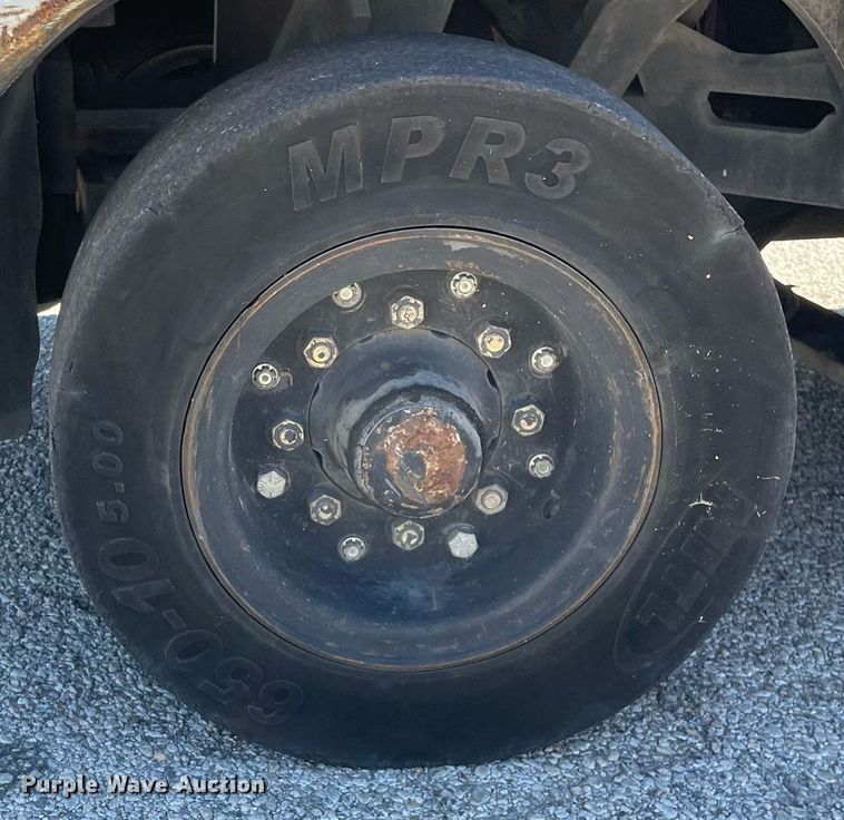 image for item LV9793 TCM FG30N5T forklift