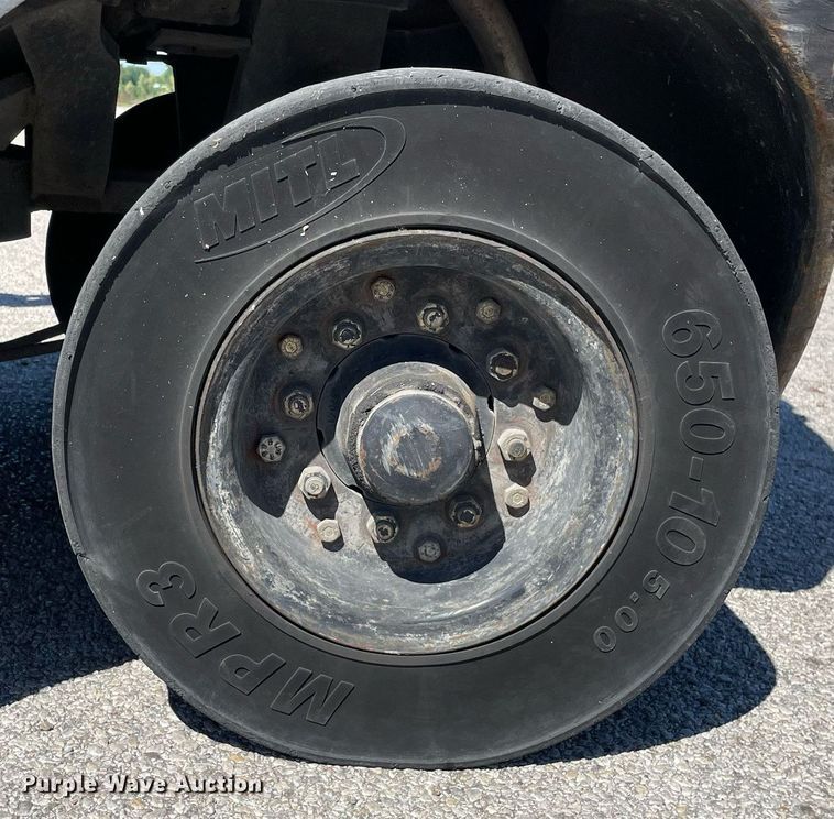 image for item LV9793 TCM FG30N5T forklift