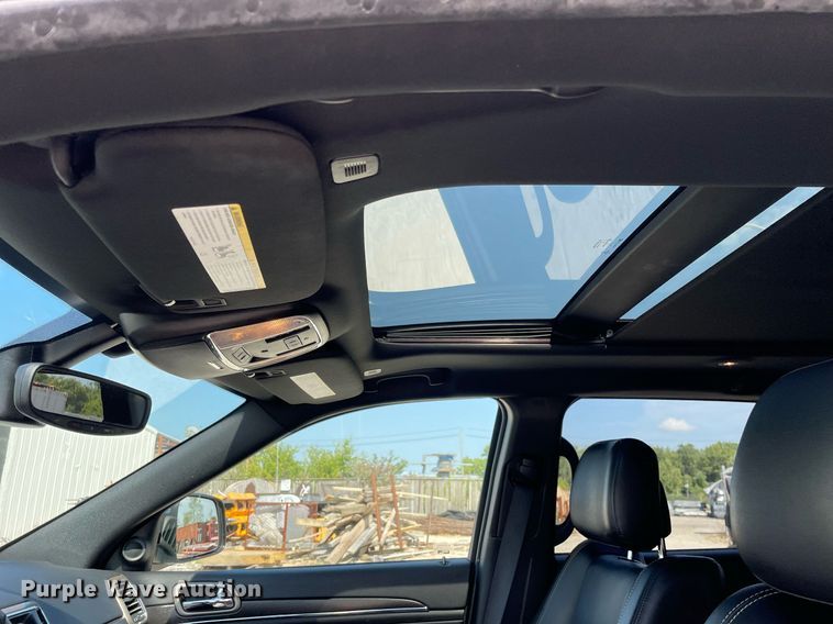 image for item LV9796 2017 Jeep Grand Cherokee Limited  SUV