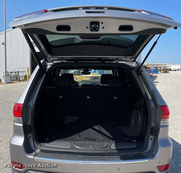 image for item LV9796 2017 Jeep Grand Cherokee Limited  SUV