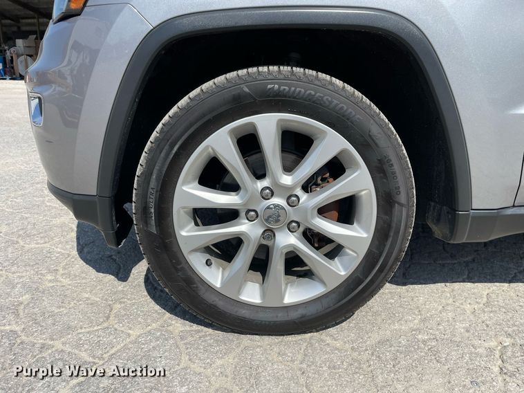 image for item LV9796 2017 Jeep Grand Cherokee Limited  SUV