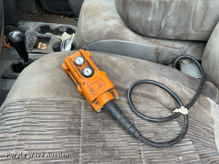 image for item LV9807 2007 Dodge Ram 3500HD  Quad Cab dump bed pickup truck