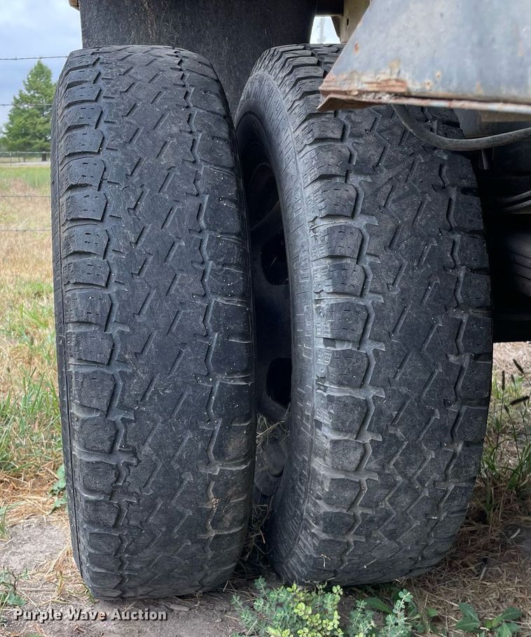 image for item LV9807 2007 Dodge Ram 3500HD  Quad Cab dump bed pickup truck