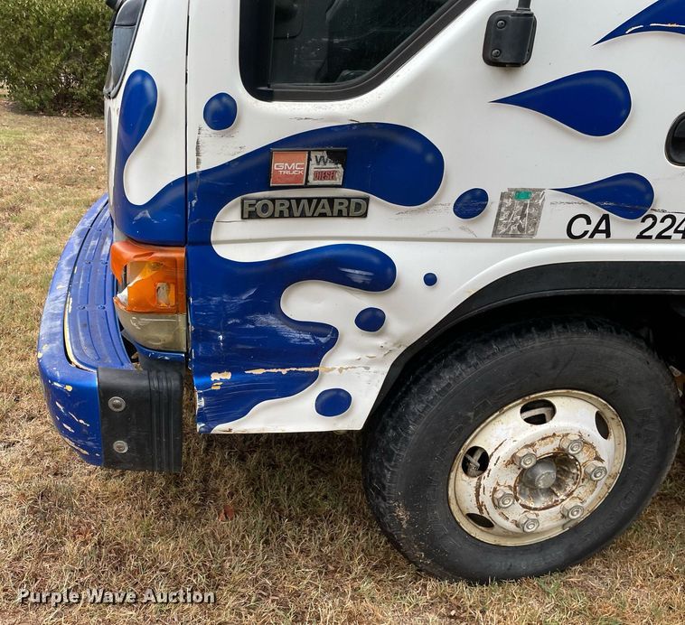 image for item LV9808 1996 GMC W4 Forward utility / service truck