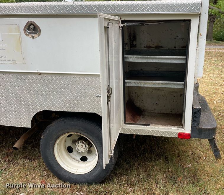 image for item LV9808 1996 GMC W4 Forward utility / service truck