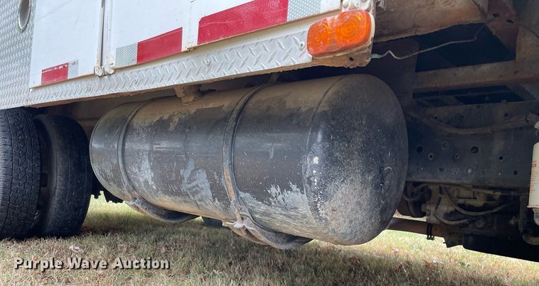 image for item LV9808 1996 GMC W4 Forward utility / service truck