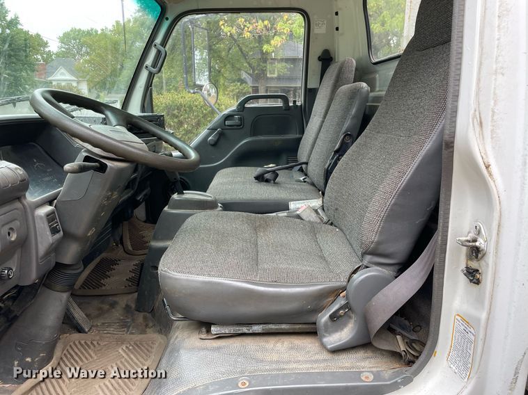 image for item LV9808 1996 GMC W4 Forward utility / service truck