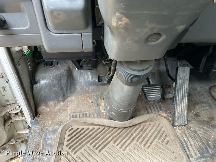 image for item LV9808 1996 GMC W4 Forward utility / service truck