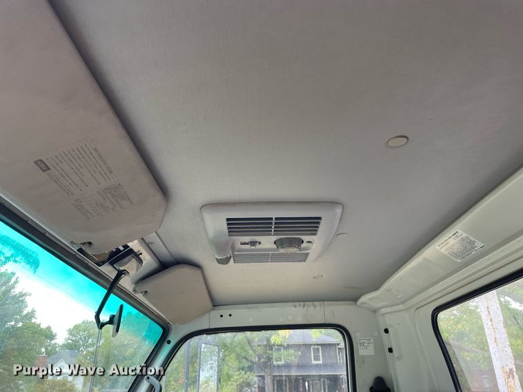 image for item LV9808 1996 GMC W4 Forward utility / service truck