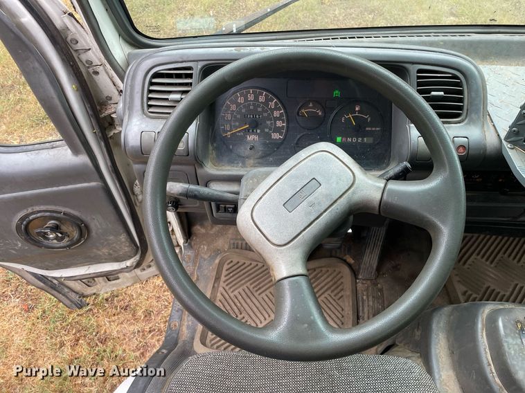 image for item LV9808 1996 GMC W4 Forward utility / service truck