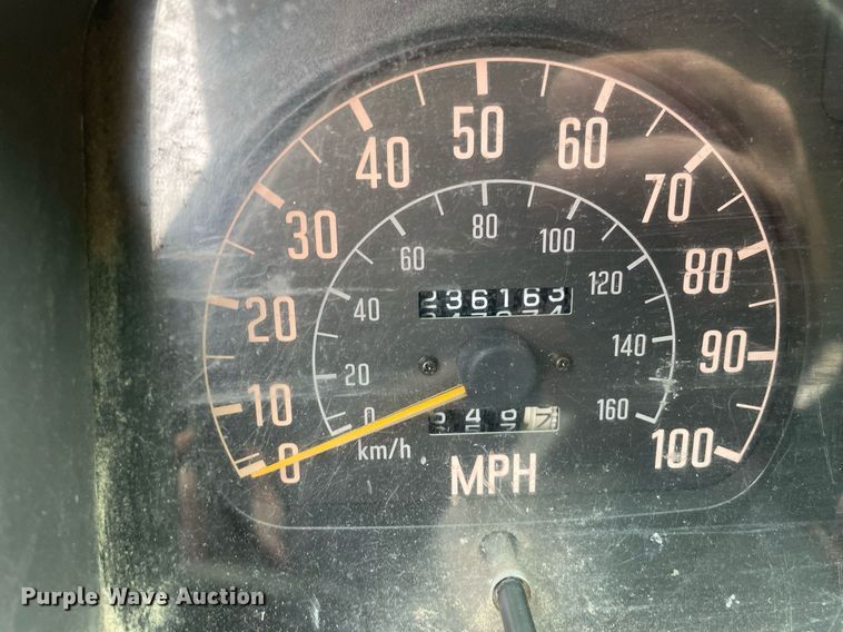 image for item LV9808 1996 GMC W4 Forward utility / service truck