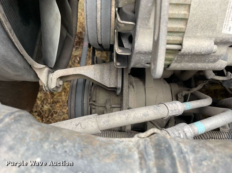 image for item LV9808 1996 GMC W4 Forward utility / service truck