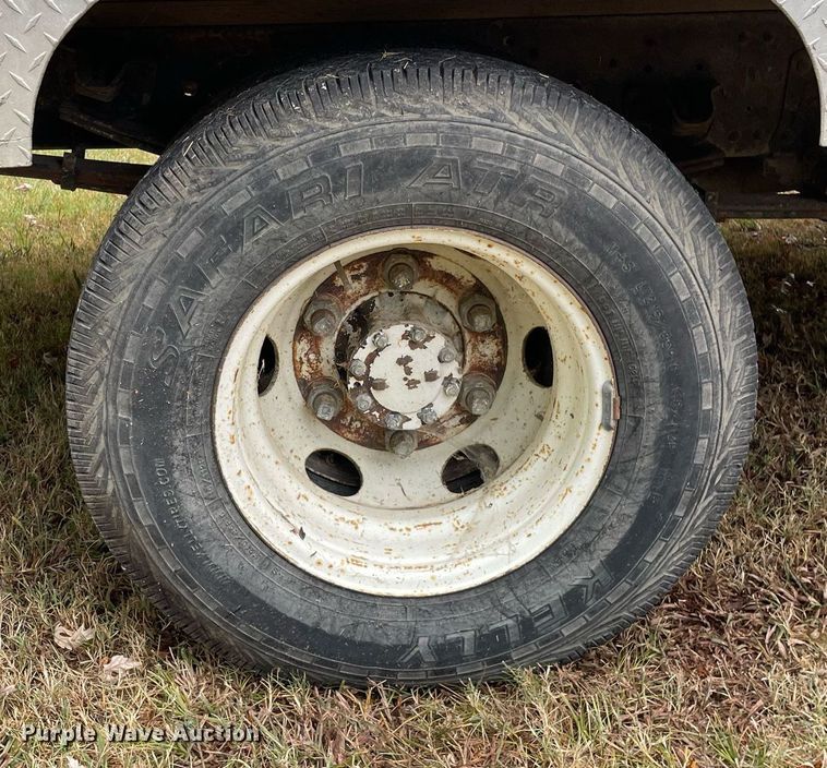 image for item LV9808 1996 GMC W4 Forward utility / service truck