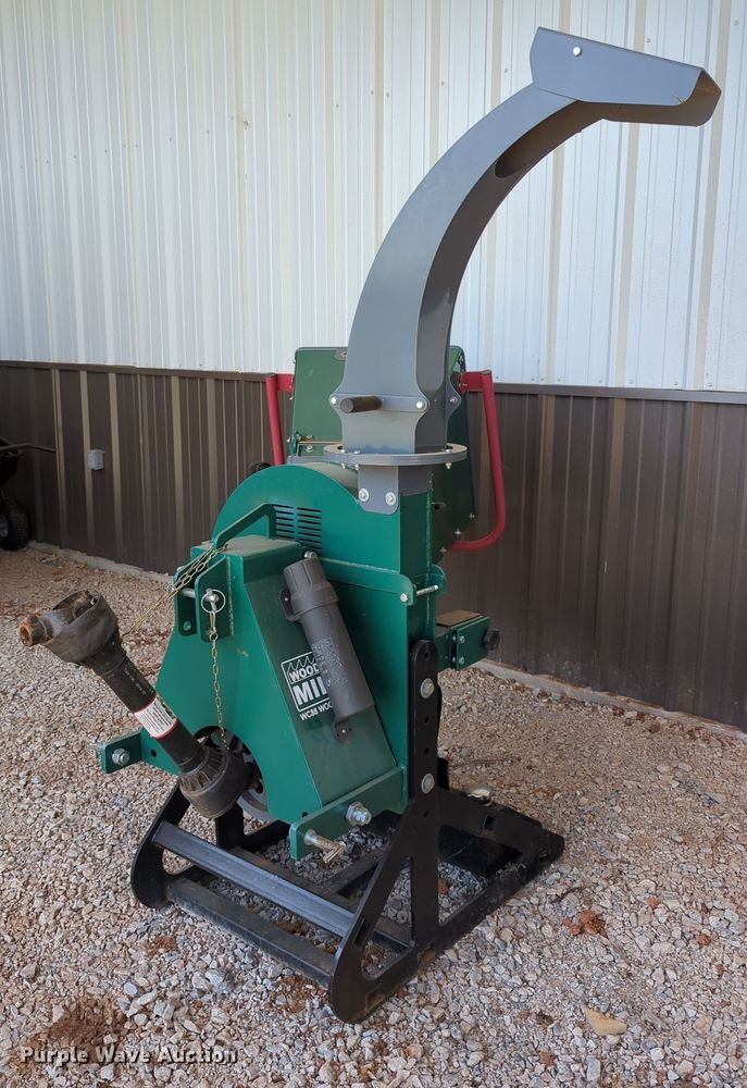 image for item LY9355 2020 Woodland Mills WC88  wood chipper