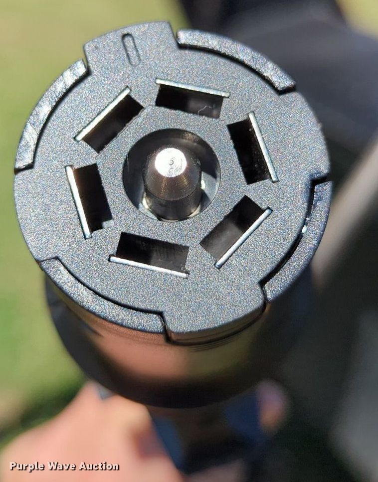 image for item LY9356 2016 PJ  equipment trailer