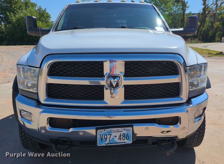 image for item LY9357 2018 Dodge Ram 5500HD  flatbed truck