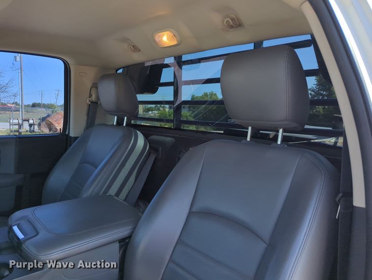 image for item LY9357 2018 Dodge Ram 5500HD  flatbed truck