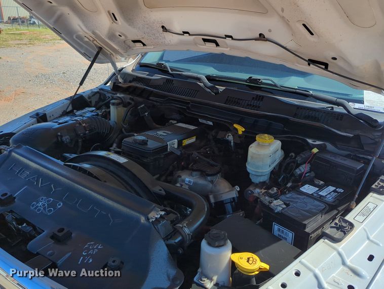 image for item LY9357 2018 Dodge Ram 5500HD  flatbed truck