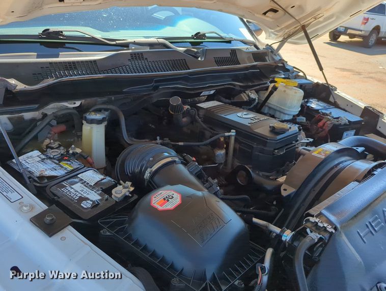 image for item LY9357 2018 Dodge Ram 5500HD  flatbed truck