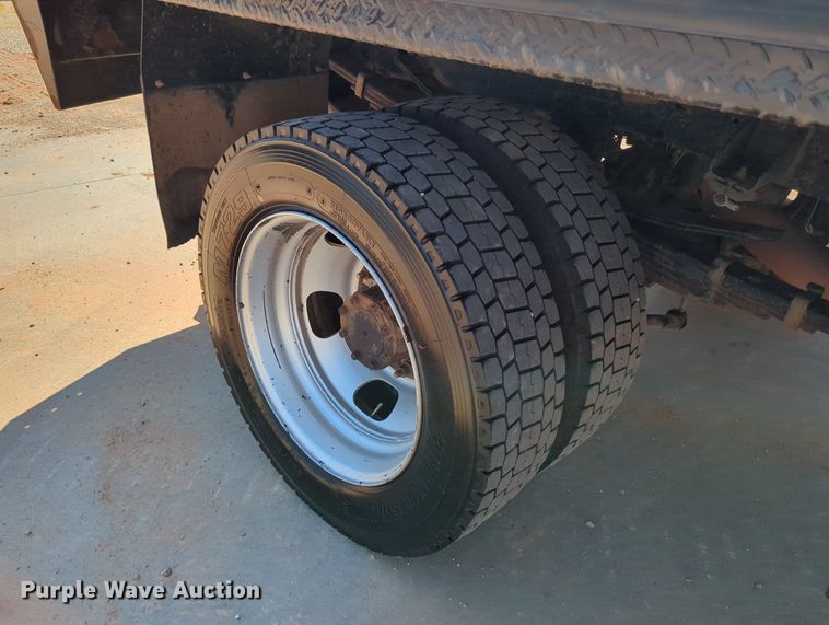 image for item LY9357 2018 Dodge Ram 5500HD  flatbed truck