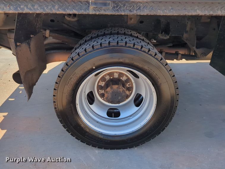 image for item LY9357 2018 Dodge Ram 5500HD  flatbed truck