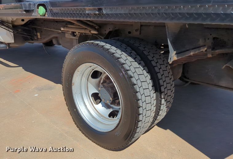 image for item LY9357 2018 Dodge Ram 5500HD  flatbed truck