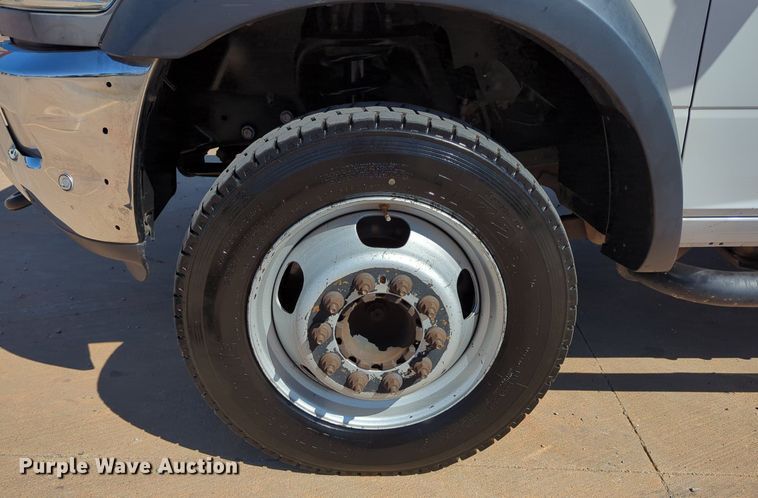 image for item LY9357 2018 Dodge Ram 5500HD  flatbed truck