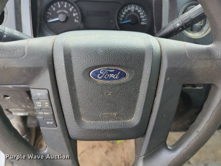 image for item LY9391 2013 Ford F150 XL  SuperCab pickup truck