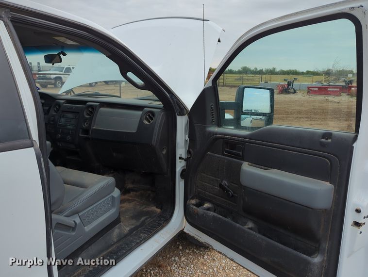 image for item LY9391 2013 Ford F150 XL  SuperCab pickup truck