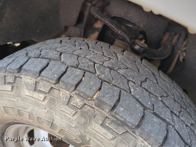 image for item LY9391 2013 Ford F150 XL  SuperCab pickup truck