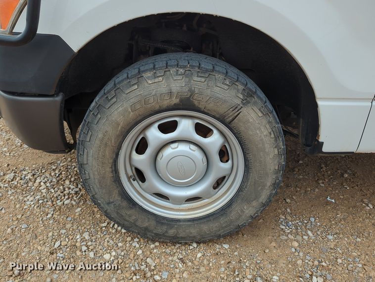 image for item LY9391 2013 Ford F150 XL  SuperCab pickup truck