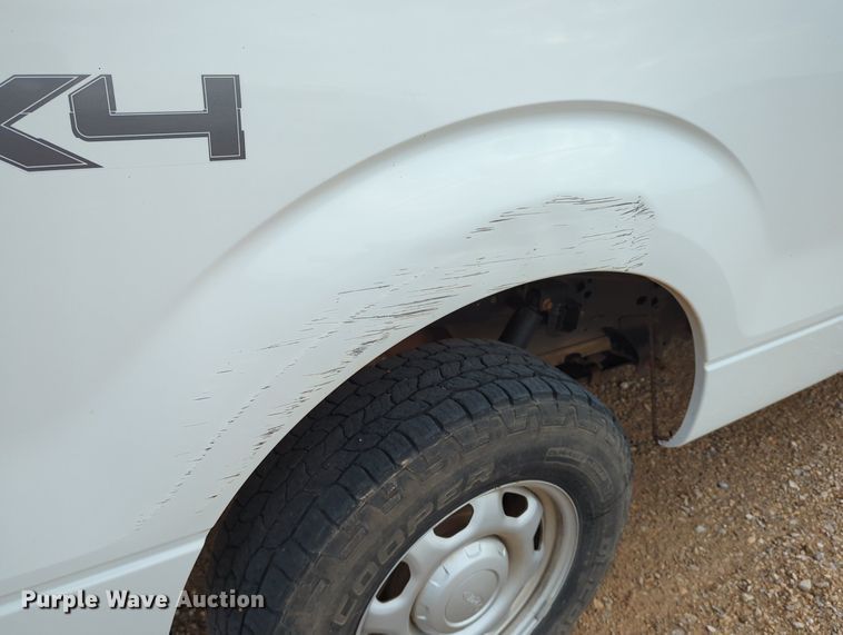 image for item LY9391 2013 Ford F150 XL  SuperCab pickup truck