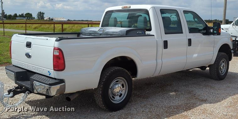image for item LY9392 2013 Ford F250 Super Duty XL  Crew Cab pickup truck