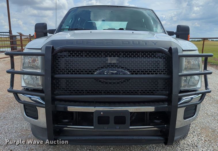 image for item LY9392 2013 Ford F250 Super Duty XL  Crew Cab pickup truck