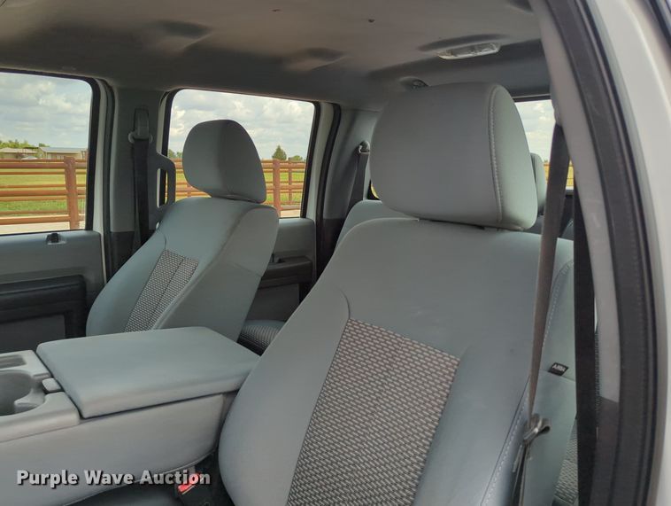 image for item LY9392 2013 Ford F250 Super Duty XL  Crew Cab pickup truck