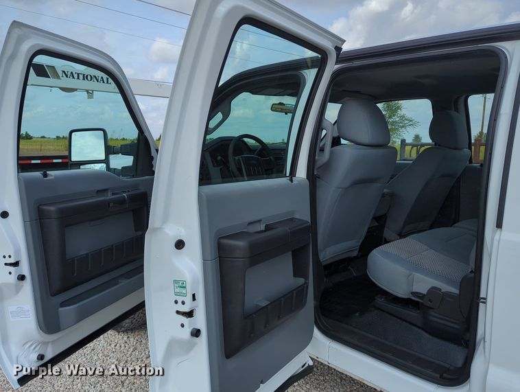 image for item LY9392 2013 Ford F250 Super Duty XL  Crew Cab pickup truck