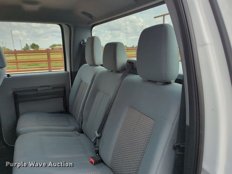 image for item LY9392 2013 Ford F250 Super Duty XL  Crew Cab pickup truck