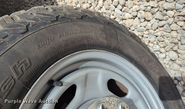 image for item LY9392 2013 Ford F250 Super Duty XL  Crew Cab pickup truck