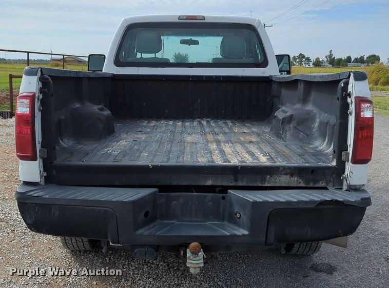 image for item LY9394 2014 Ford F250 Super Duty XL  pickup truck