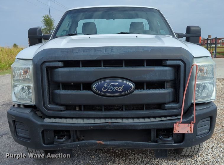 image for item LY9394 2014 Ford F250 Super Duty XL  pickup truck