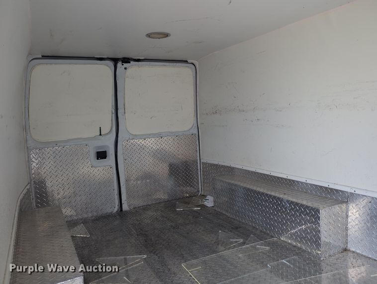 image for item LY9396 2006 Ford E350 Super Duty  refrigerated van