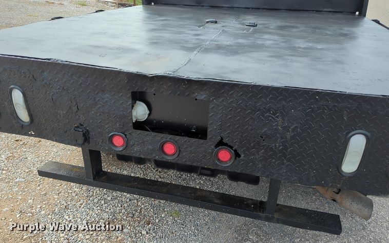 image for item LY9400 2012 Ford F550 Super Duty  Crew Cab flatbed truck