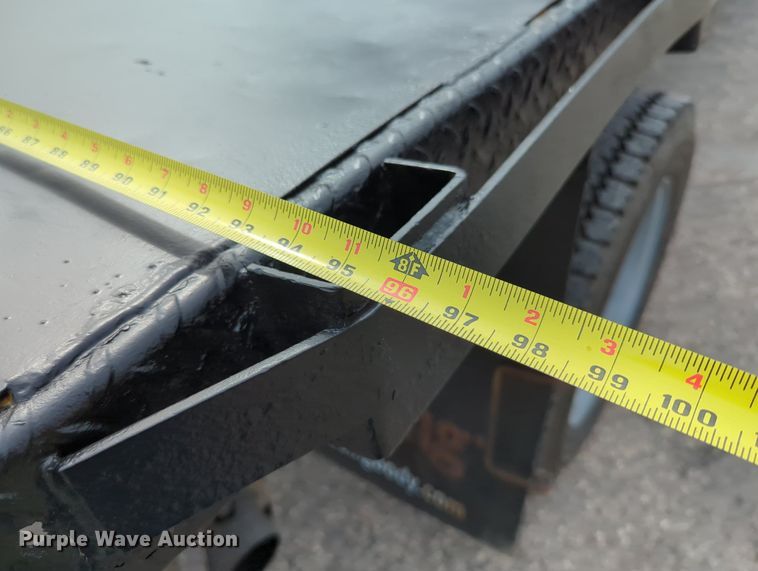 image for item LY9400 2012 Ford F550 Super Duty  Crew Cab flatbed truck