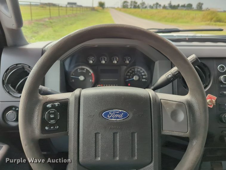 image for item LY9400 2012 Ford F550 Super Duty  Crew Cab flatbed truck