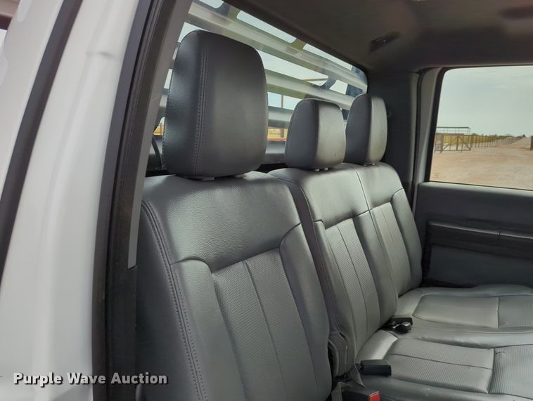 image for item LY9400 2012 Ford F550 Super Duty  Crew Cab flatbed truck