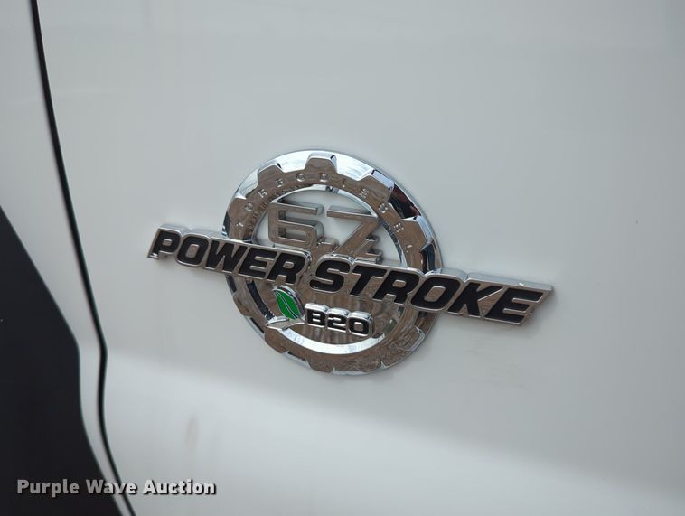 image for item LY9400 2012 Ford F550 Super Duty  Crew Cab flatbed truck