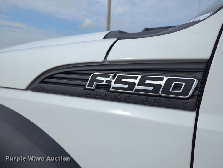 image for item LY9400 2012 Ford F550 Super Duty  Crew Cab flatbed truck